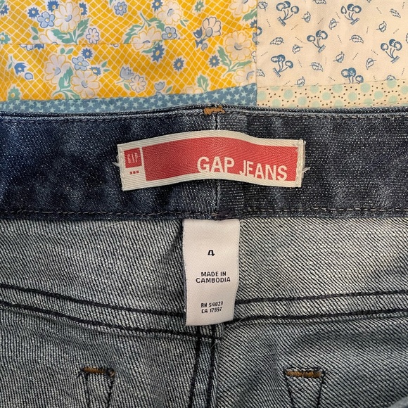 Gap Denim Bermuda Shorts Size 4 - Picture 2 of 4